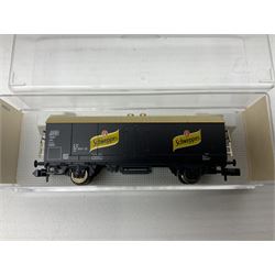 Fleischmann 'N' gauge - thirteen goods wagons Nos.8202K, 8207, 8230, 8234, 8282, 8320, 8327K, 8330, 8343K, 8517K, 868523K, 852402K & 852403K; all boxed (13)
