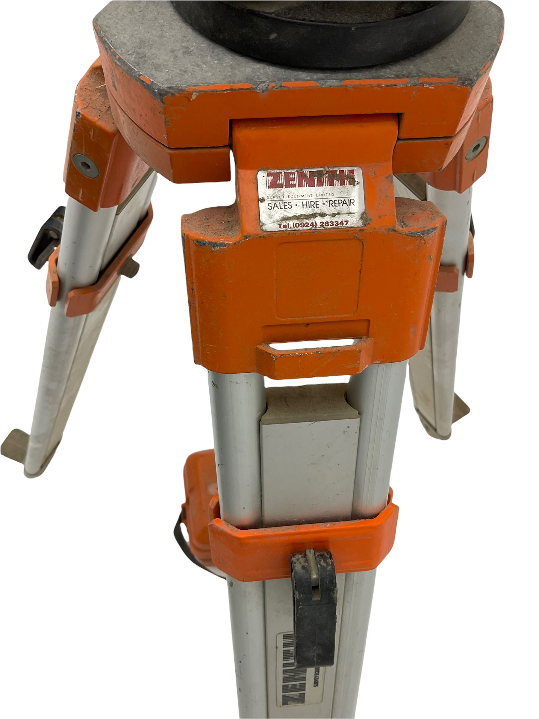 Zenith Theodolite  - THIS LOT IS TO BE COLLECTED BY APPOINTMENT FROM DUGGLEBY STORAGE, GREAT HILL, EASTFIELD, SCARBOROUGH, YO11 3TX