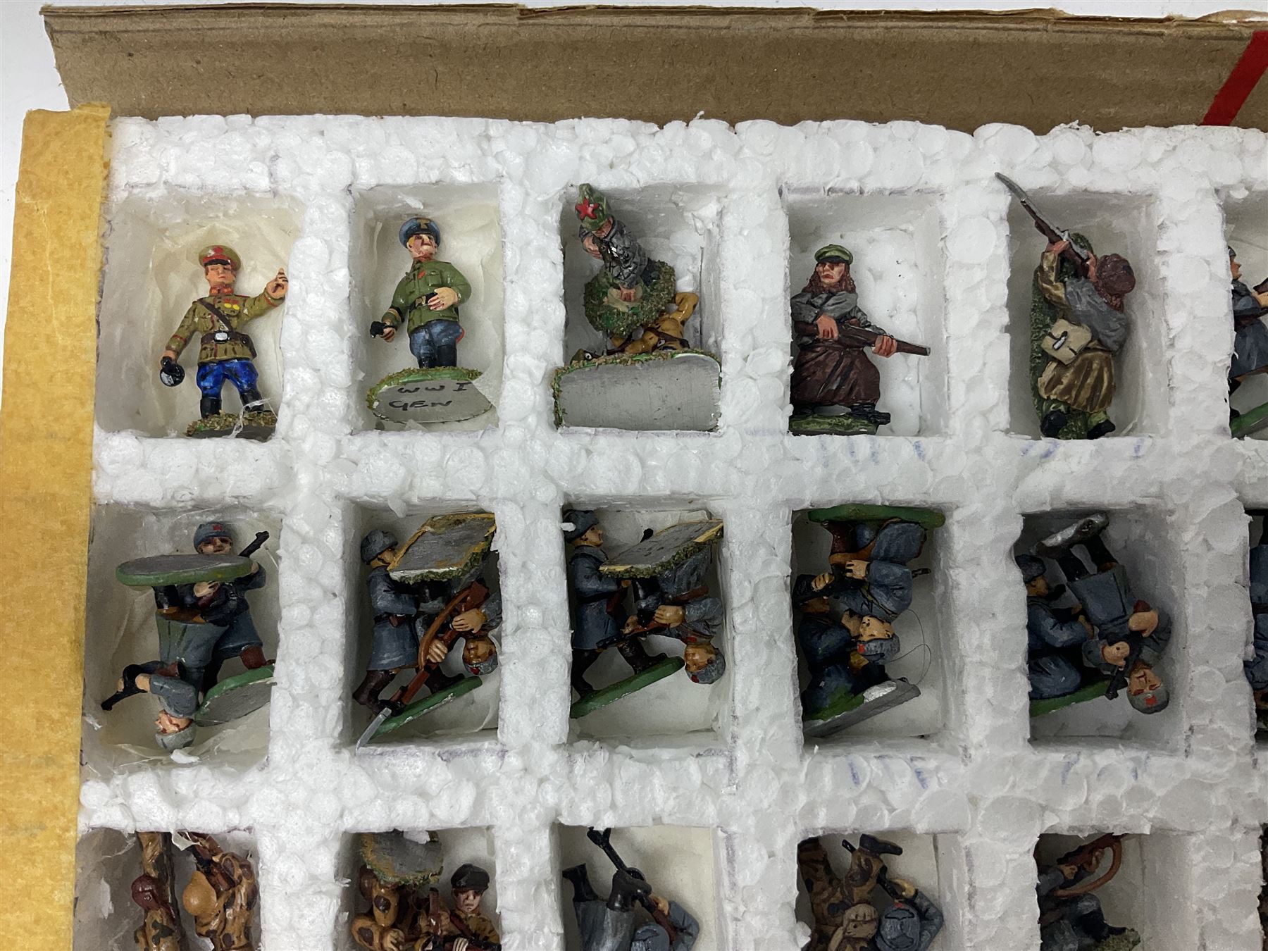 Lamming Miniatures - Bill Lammings own 1970s promotional display set of sixty-three 25mm miniature WW2 Russian Infantry soldiers with light artillery gun; hand painted by Bill Lamming for exhibition.