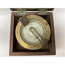WWII British military RAF medium landing compass, the rim stamped with the War Department broad arrow, No. 896 K.H.I/54  6B/34, in original fitted oak case, D10cm approx