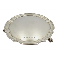  Silver salver with pie crust boarder by Bishton's Ltd, Sheffield 1977, approx 9oz   