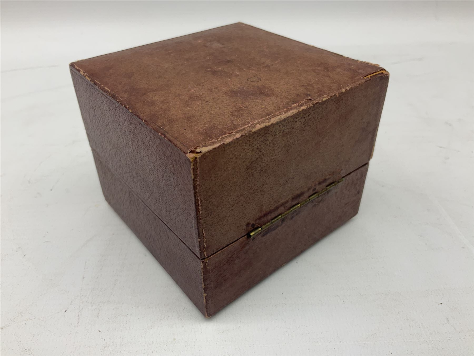 Victorian crystal ball, in a fitted case, D8cm