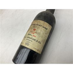 W & J Graham 1948 vintage port, bottled 1950, unknown contents and proof 