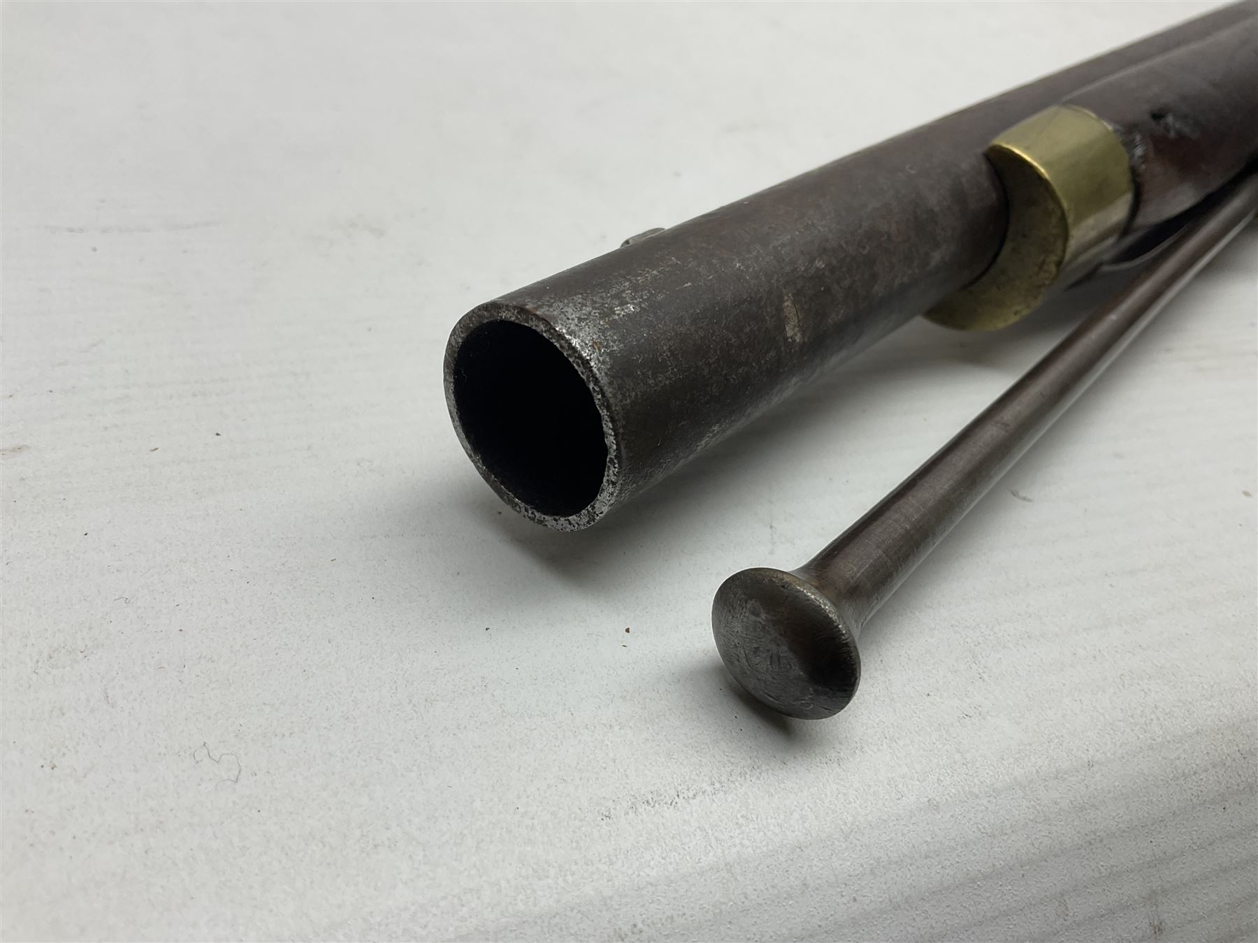 Early 19th century Brown Bess .75cal. flintlock musket, the 96.5cm(38