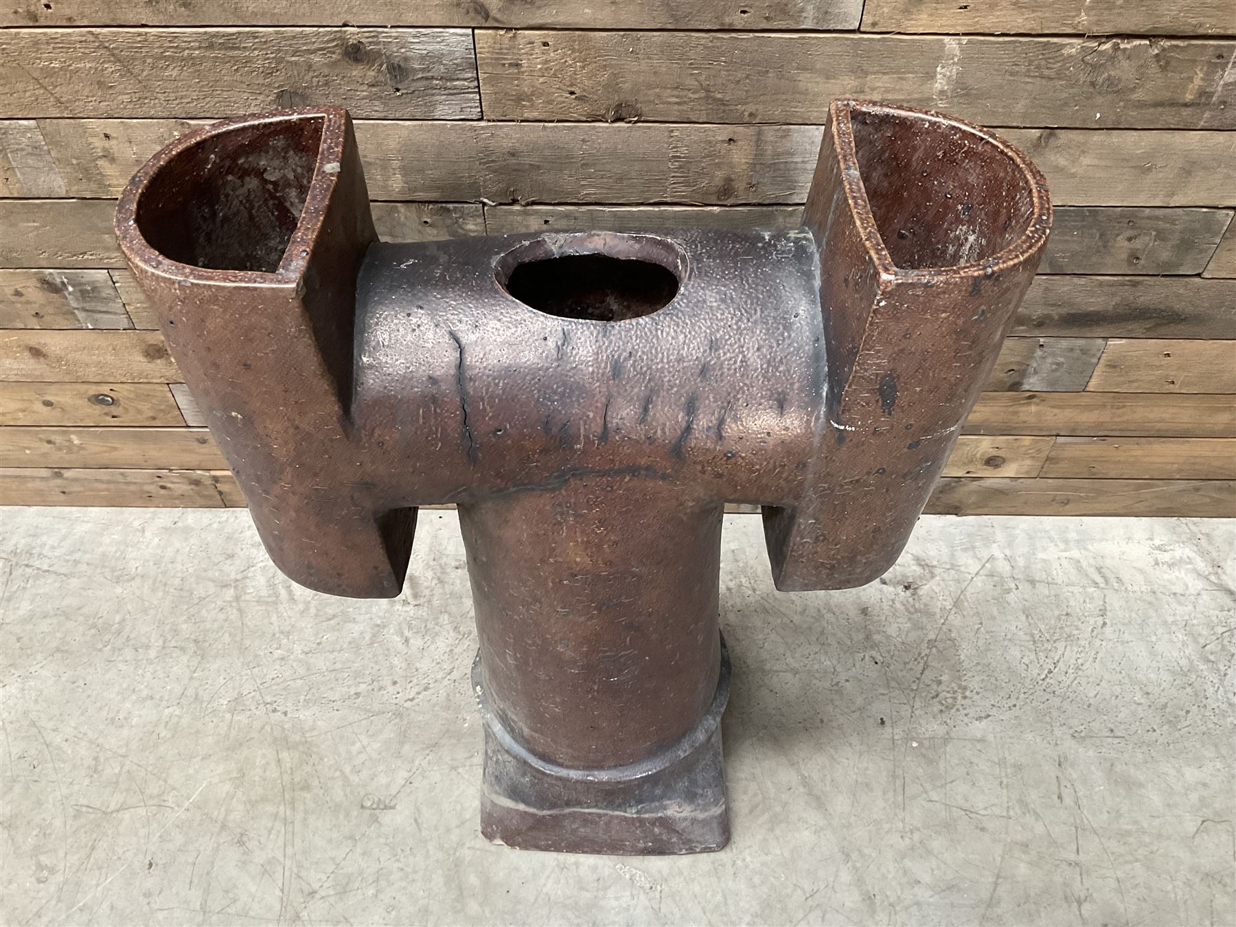 Large Victorian T shaped salt glazed terracotta chimney pot 