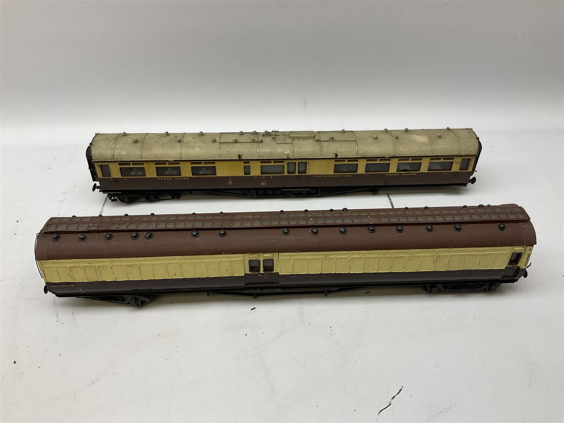 '0' gauge - eight early 20th century scratch-built coaches with GWR livery including three restaurant cars, newspaper van, luggage/guards van etc
