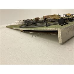 Hornby 00 gauge model railway layout; plastic model railway layout with houses, animals, tunnel etc, W106cm L183cm