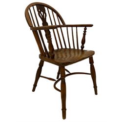 19th century yew and elm Windsor armchair, low back, crinoline stretcher base