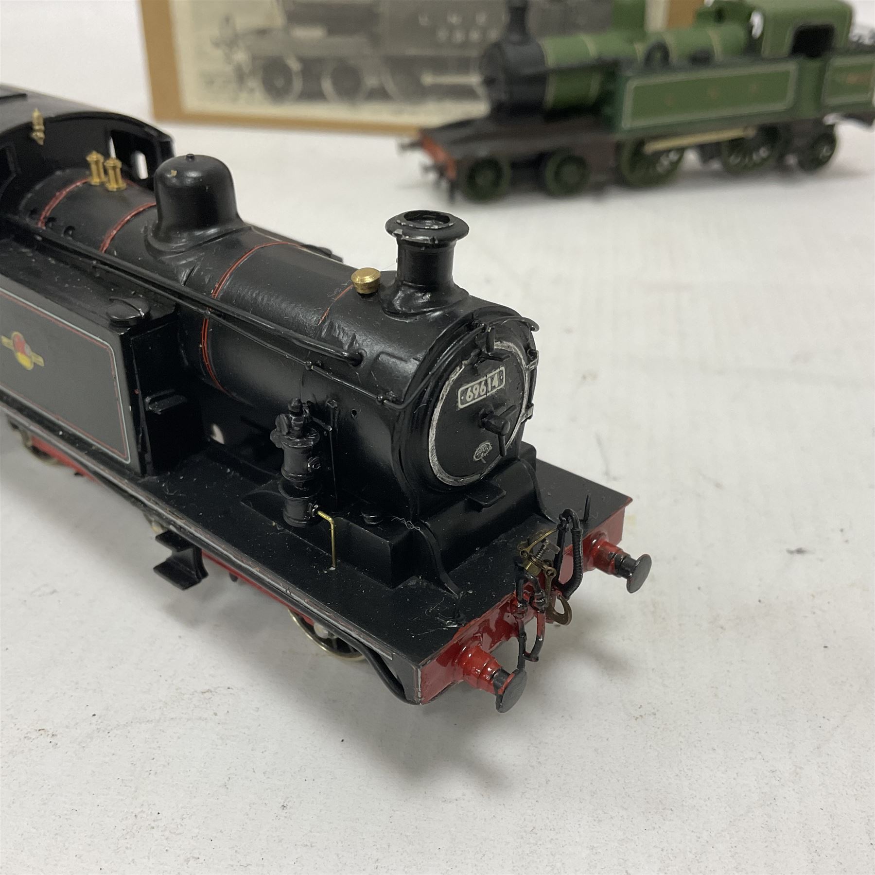 ‘00’ gauge - two kit built steam locomotives comprising Class N7 LNER/BR 1/4/5 0-6-2T no.69614 finished in BR black with South Eastern Finecast box; Class C12 GNR/LNER/BR 4-4-2T no.1527 finished in GNR green with plain brown box labelled ‘Finecast’ (2) 