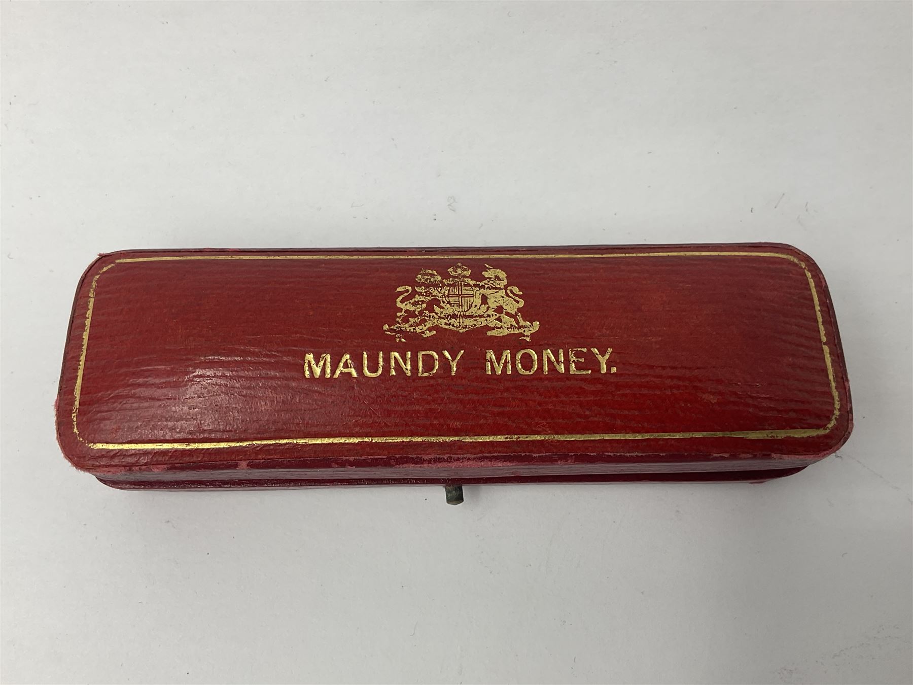 King George V 1930 maundy coin set, cased