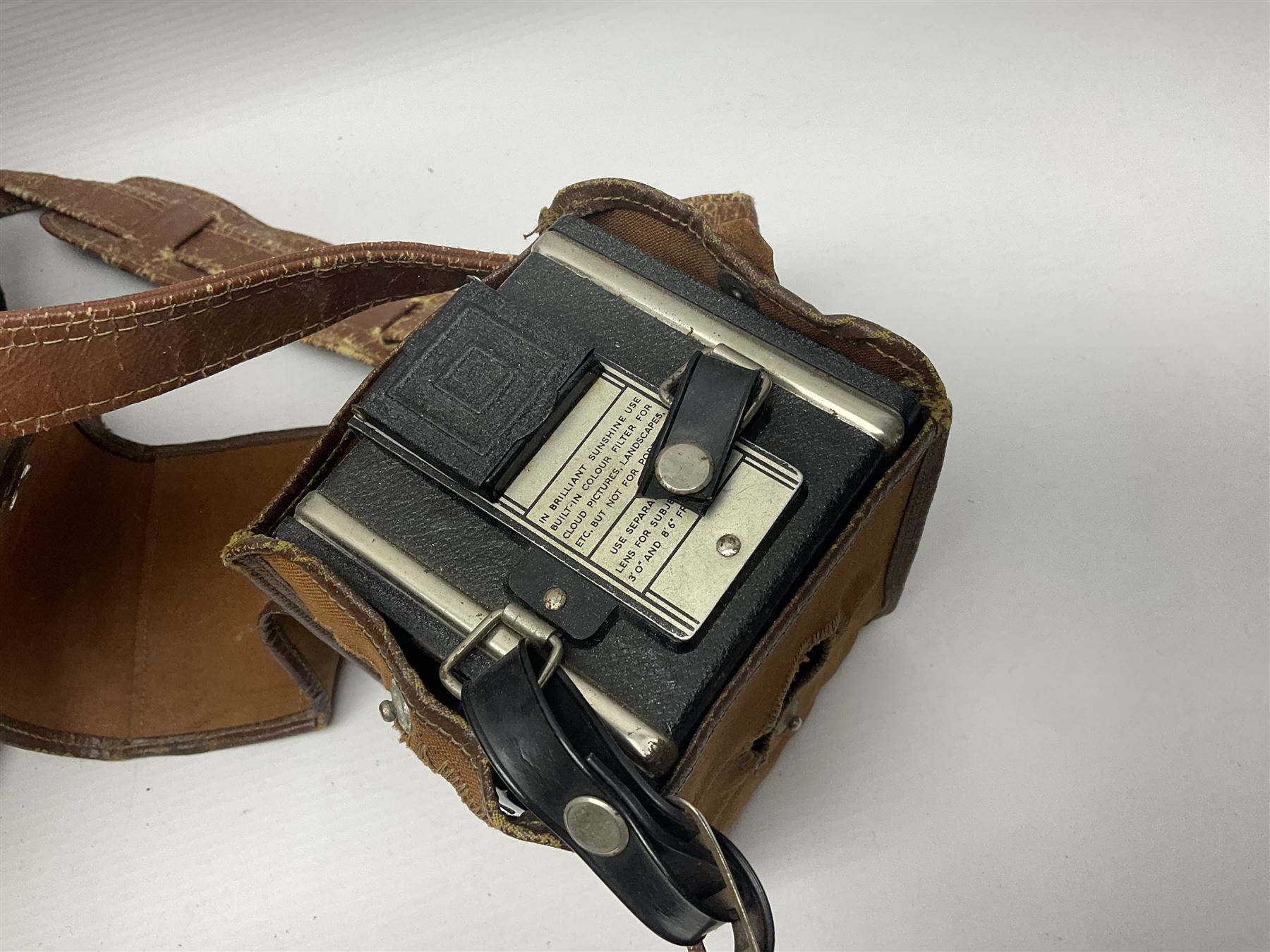 Cameras and accessories, to include Olympus OM101 Power Focus camera body, serial no 1076067, with 'Sigma AF Zoom 1:38, f=75 200mm' lens, serial no 2053714, Canon EOS 5000 camera body, serial no 1507812, with 'Canon Zoom EF 80-200mm, 1:4.5-5.6' lens, other cameras, by Miranda, Coronet and Ricoh and a collection of lenses, carry cases, etc 