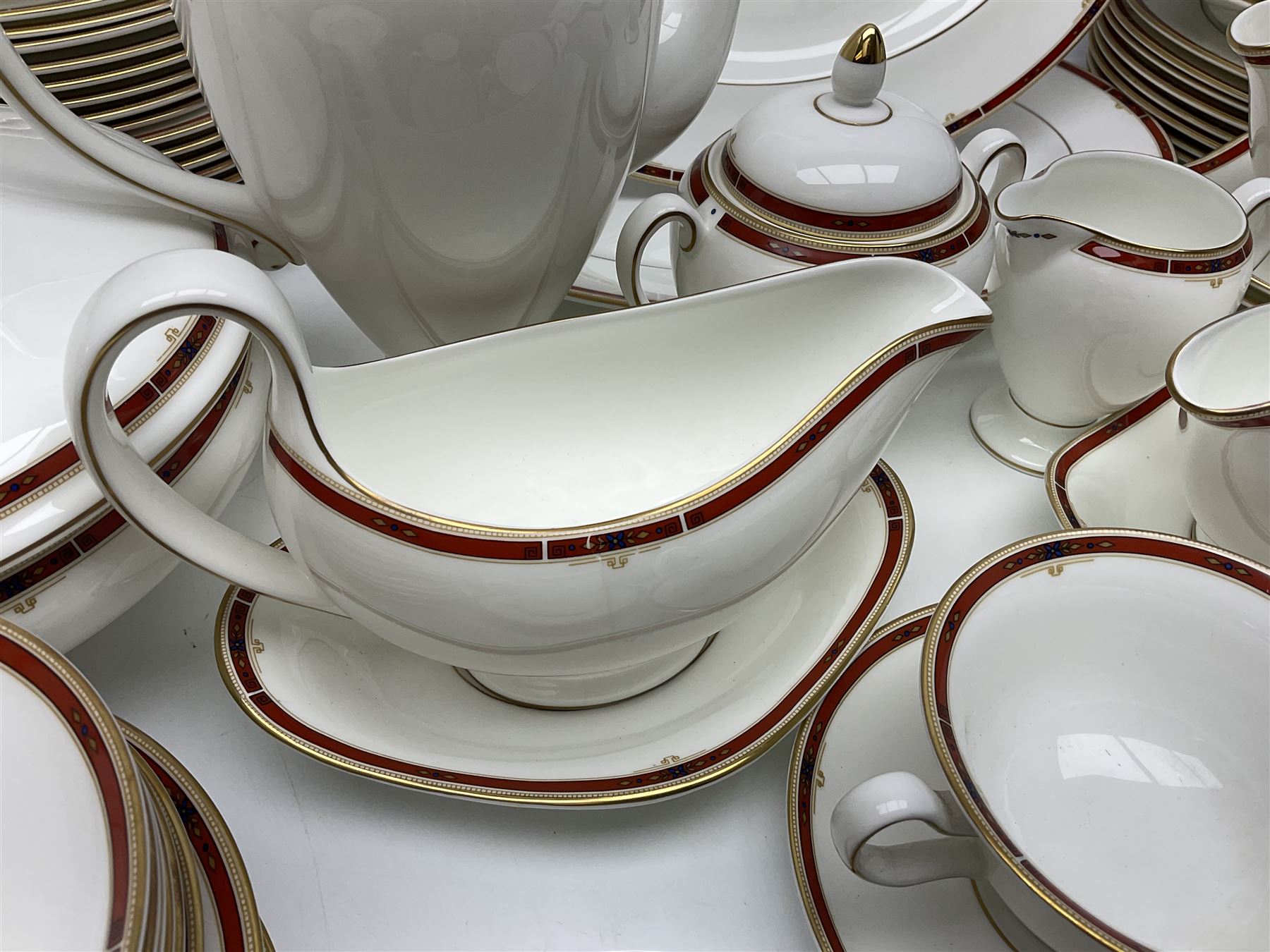 Wedgwood Colorado pattern dinner and coffee service for eight, to include coffee pot, milk jug, covered sucrier, coffee cans and saucers, dinner plates, side plates, twin handled bowls, four covered vegetable tureens etc (92)