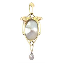 14ct gold blister pearl and pearl pendant