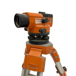 Zenith Theodolite  - THIS LOT IS TO BE COLLECTED BY APPOINTMENT FROM DUGGLEBY STORAGE, GREAT HILL, EASTFIELD, SCARBOROUGH, YO11 3TX