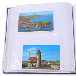 Collection of local Scarborough post cards, including South Bay, The Spa, Churches, novelty examples, black and white examples, etc contained within various albums, (approximately 780)