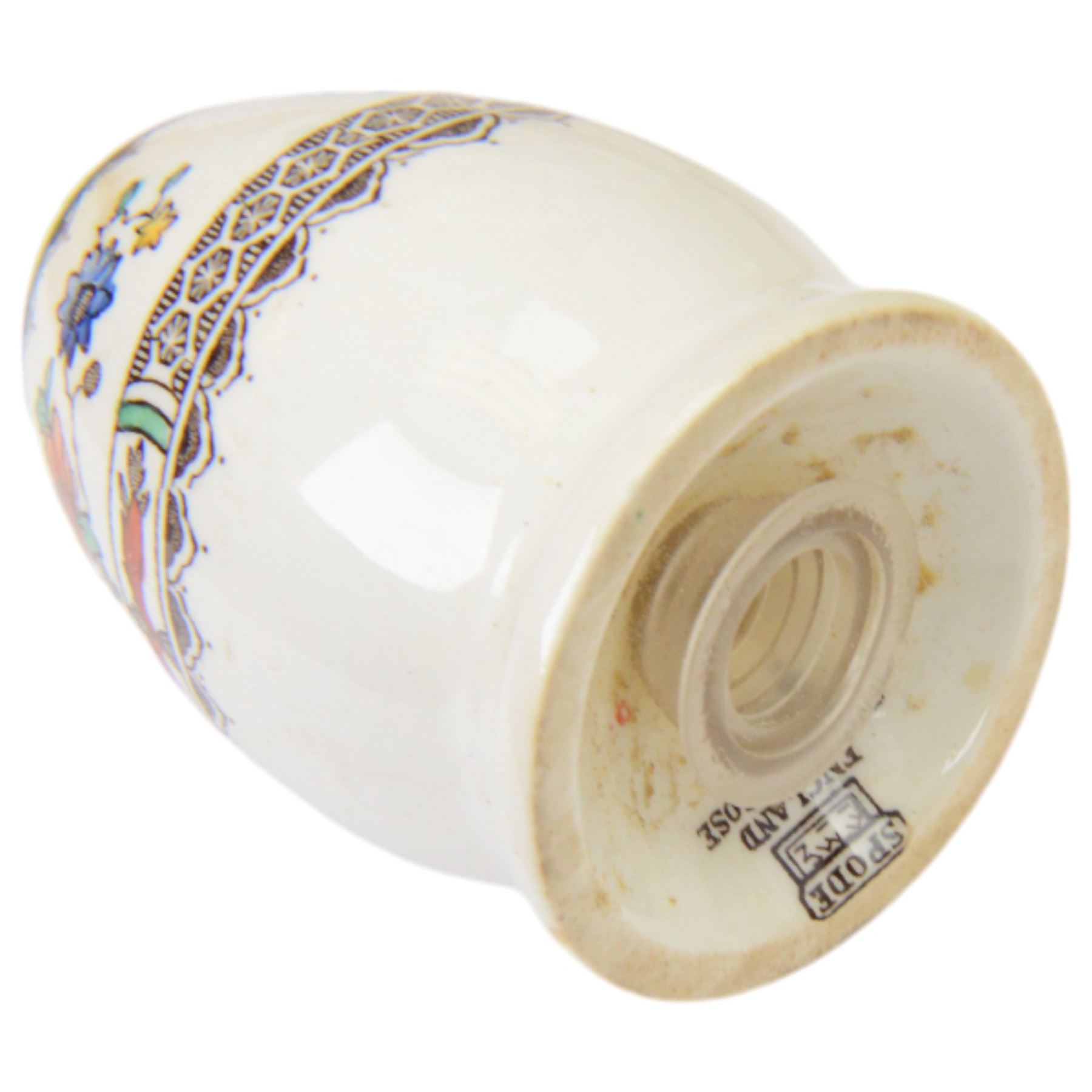 Copeland Spode Chinese Rose pattern extensive tea and dinner service, including eighteen dinner plates, twenty two desert plates, twenty cups and saucers, teapot, coffee pot, platters etc  