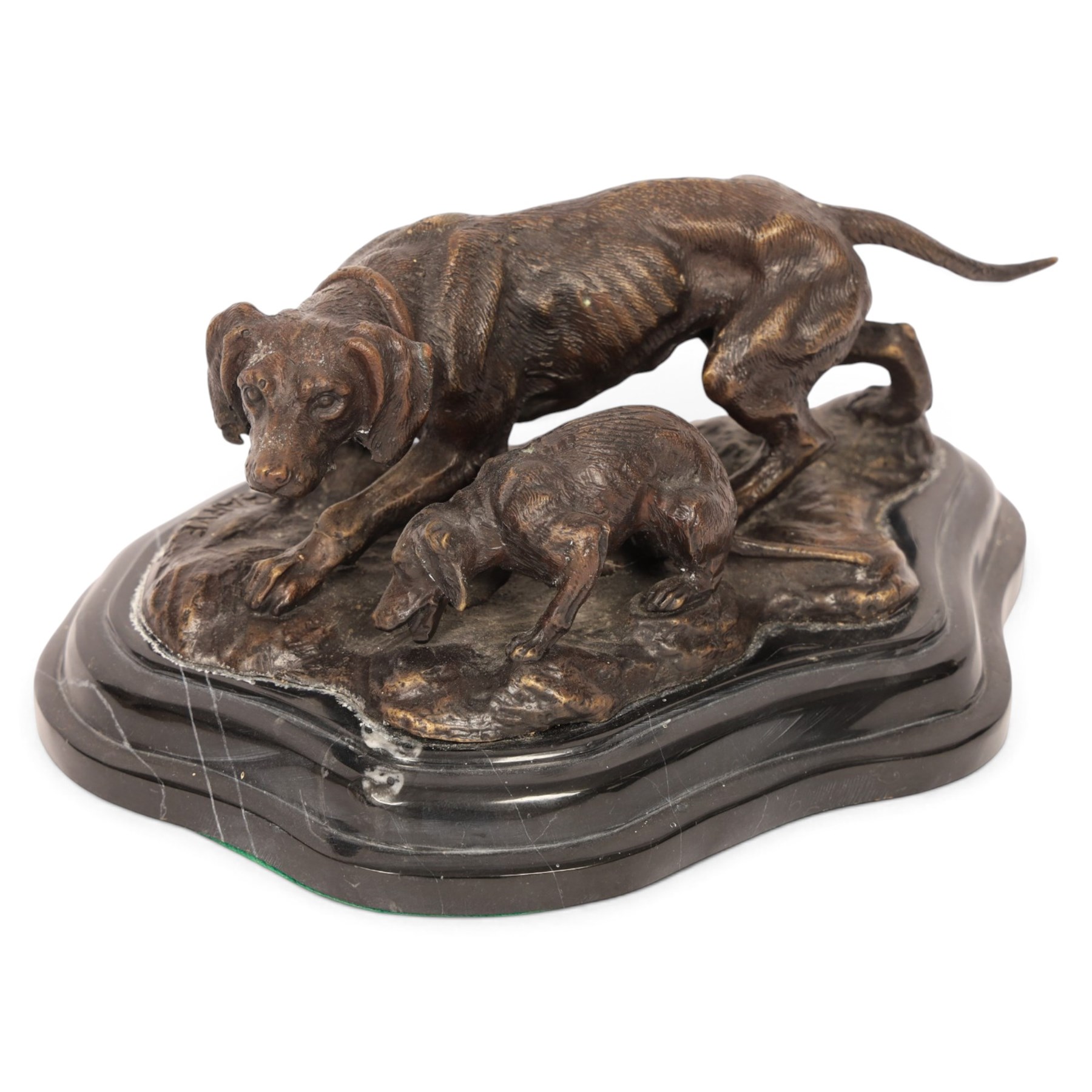 After Pierre Jules Mene, bronze sculpture of a hunting dog upon a marble base, H9cm 