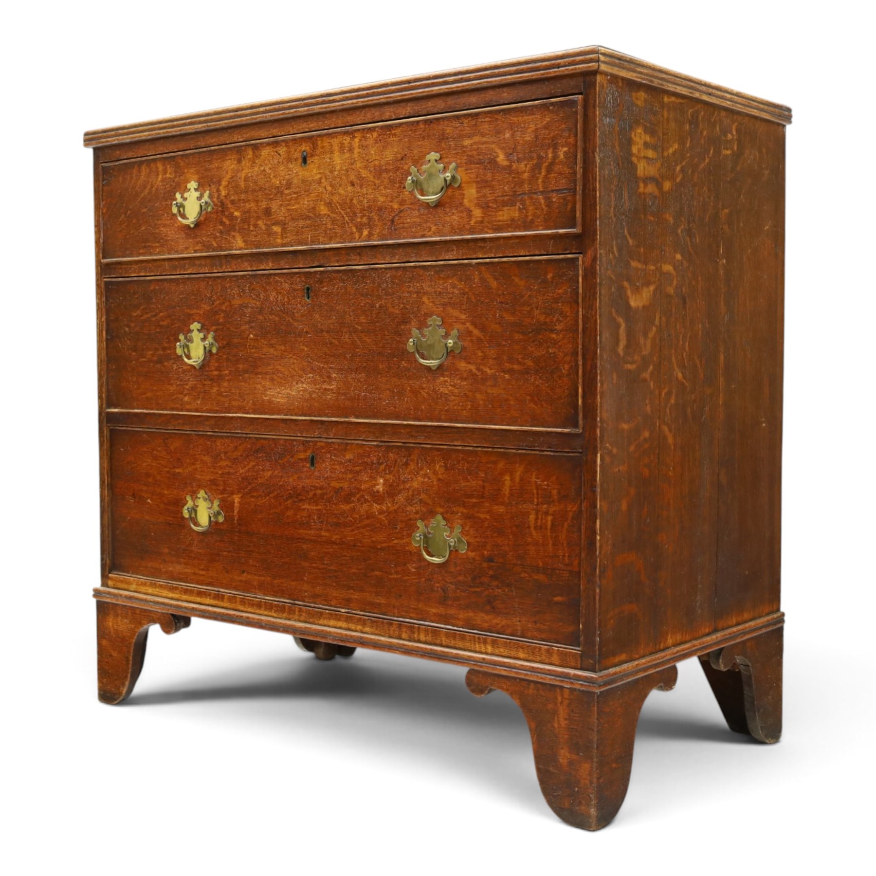 18th century oak straight-front chest, rectangular caddy-top with reeded edge, fitted with three graduating cock-beaded drawers, raised on bracket feet