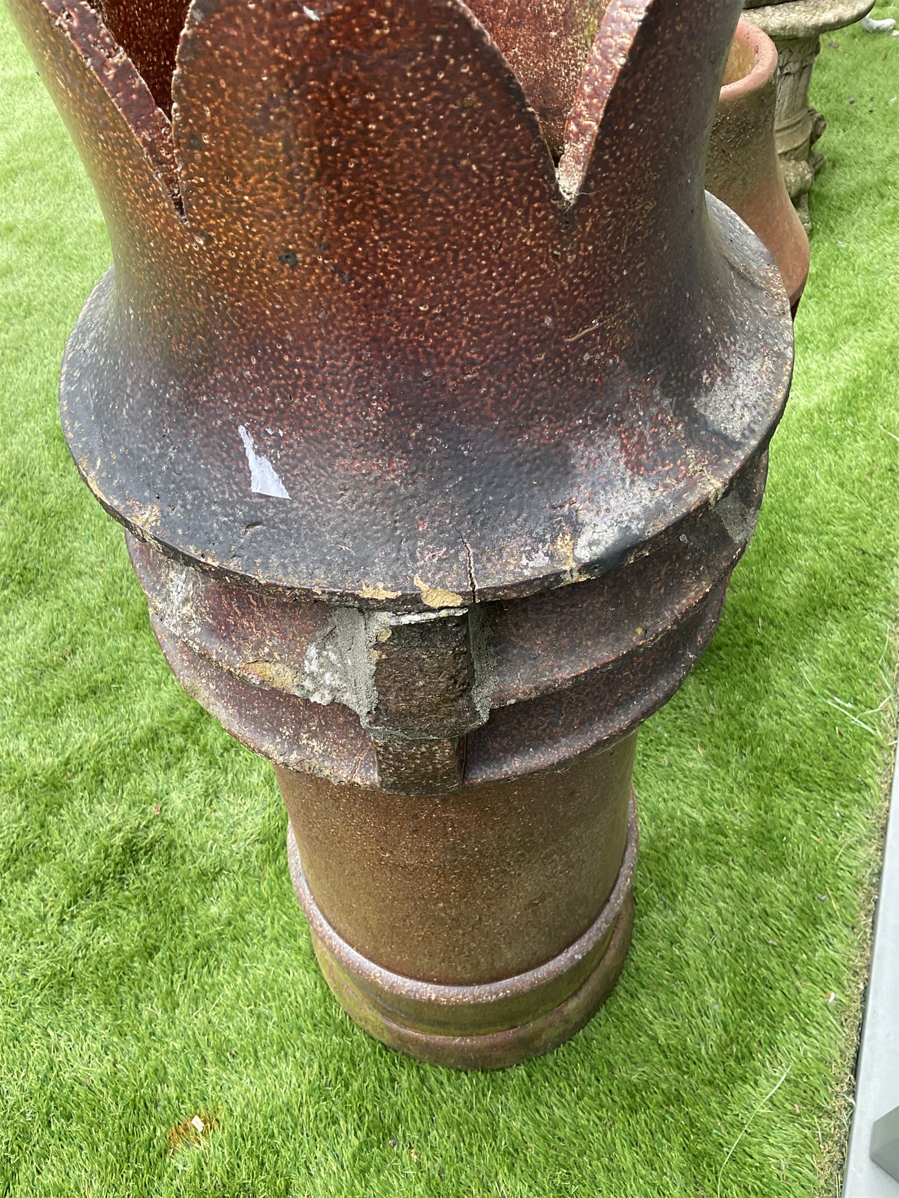 Victorian terracotta tulip top chimney pot, and another chimney pot (2) - THIS LOT IS TO BE COLLECTED BY APPOINTMENT FROM DUGGLEBY STORAGE, GREAT HILL, EASTFIELD, SCARBOROUGH, YO11 3TX