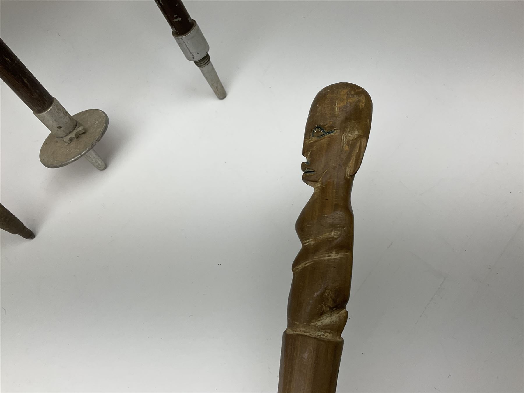 Adjustable Gamebird shooting stick, together with Mills Munitions shooting stick, Featherwate shooting stick, five others and two wooden walking sticks.  