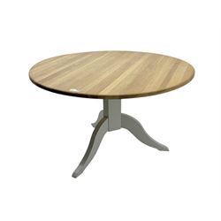 Contemporary Neptune 'Chichester' dining table, circular oak plank top over a grey painted pedestal base, raised on three curved supports