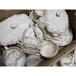 Copeland Spode Wicker Dale tea and dinner service, including coffee pot, tea pot, ten dinner plates, covered tureen, serving dishes etc in four boxes 