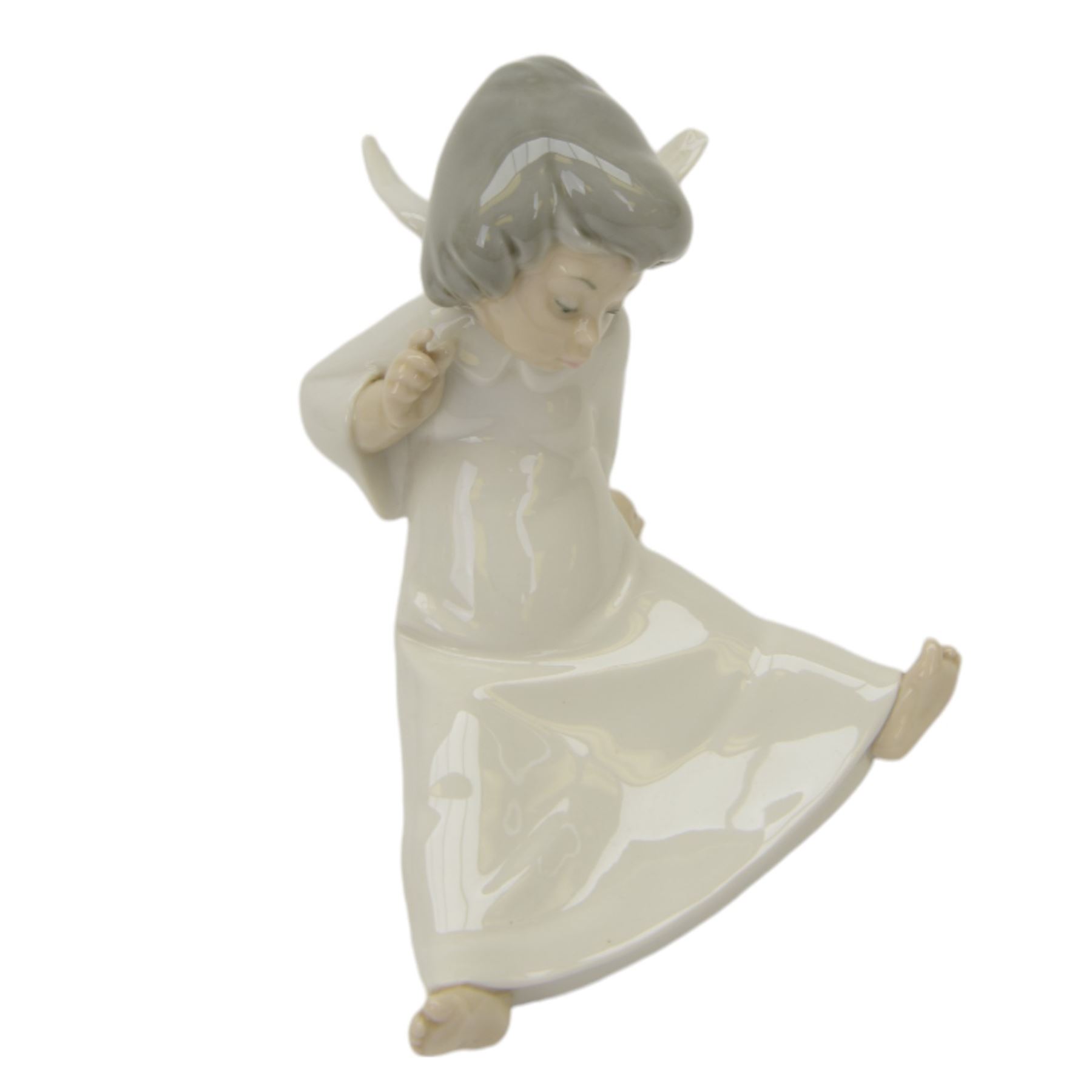 Nine Lladro figures, including  Polar Bear figure group no 1443, three polar bears, swan etc 