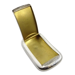 Edwardian silver curved tobacco/snuff box Deakin & Francis Ltd Birmingham 1902, L8.5cm, approx 2.5oz
