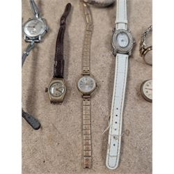 Collection of wristwatches, including ladies 9ct gold cased Avia 15 jewels wristwatch on plated strap, gentleman's Seiko 5 wristwatch etc