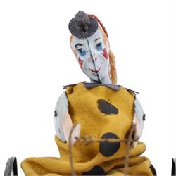 1920s Lehmann tinplate clockwork 'The Balky Mule Clown' no.425, with lithographed details, fixed key, H13cm, L20cm