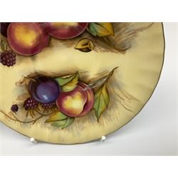 Aynsley Orchard Gold pattern teawares, comprising two saucers, six side plates and twin handled covered sucrier