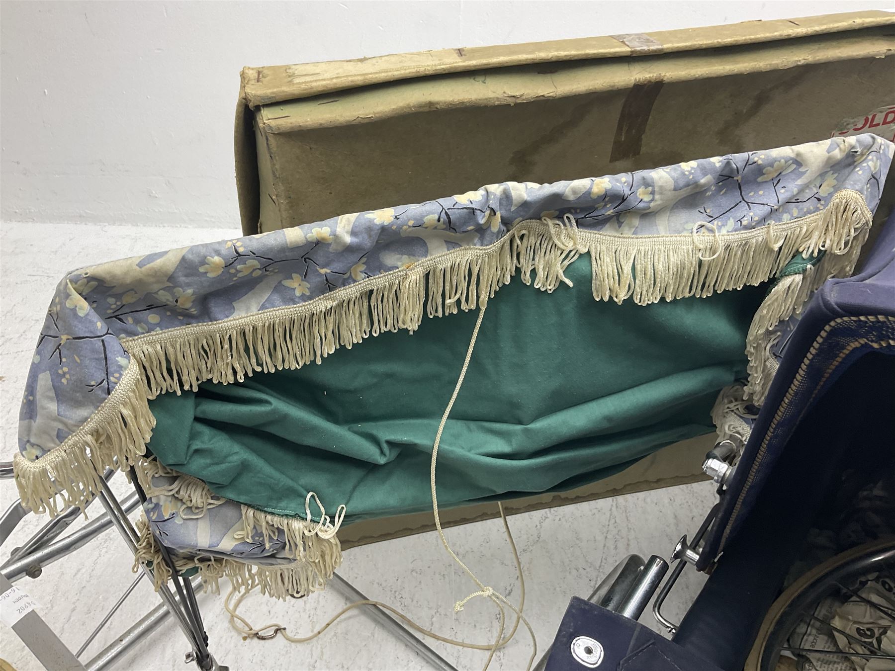 Silver Cross blue pram, with folding canopy and apron