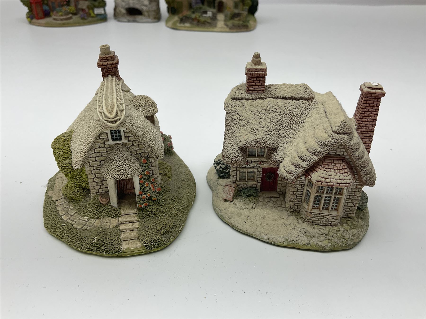 Thirty Lilliput lane, to include Hill Top, Bottle Oven, April Cottage, Thimble Cottage, Honeysuckle III, Gullivers Pantry etc