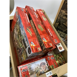 Tri-ang The Battle Game; Airfix D-Day Operation Overlord construction kit; three other unmade Airfix construction kits; and quantity of empty boxes