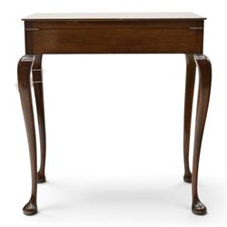 Canteen of plated Elkington Monarchy cutlery in mahogany table stand on cabriole legs W67cm