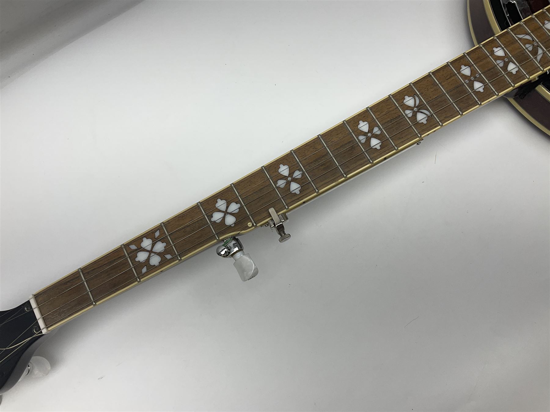 Tonewood mahogany 5-string banjo with 5th string capo L99cm