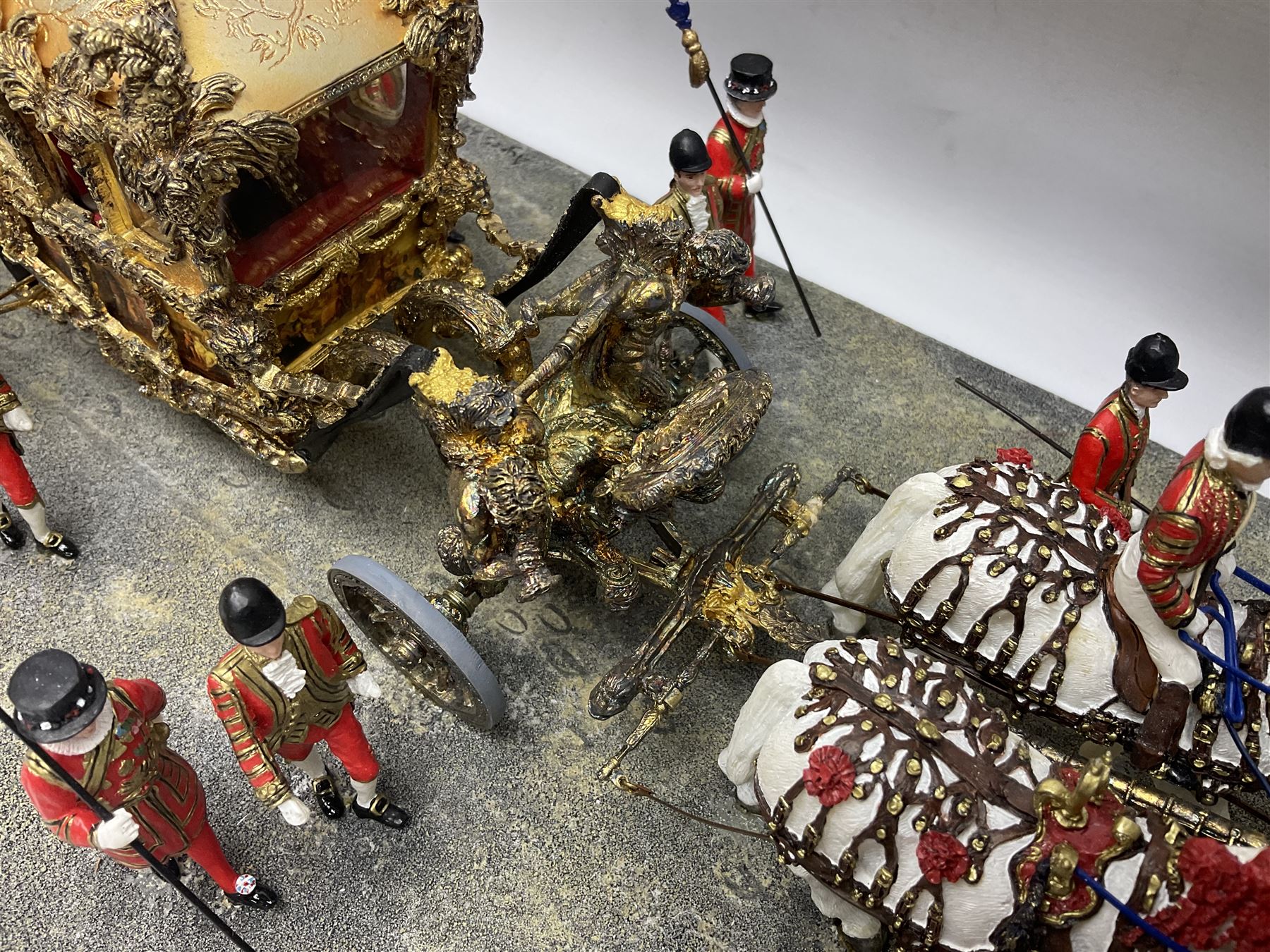 Border Fine Arts The Coronation 1953, model No. B0810, and sculpted by Ray Ayres, limited edition 150/350, with original box and certificate, L70cm  