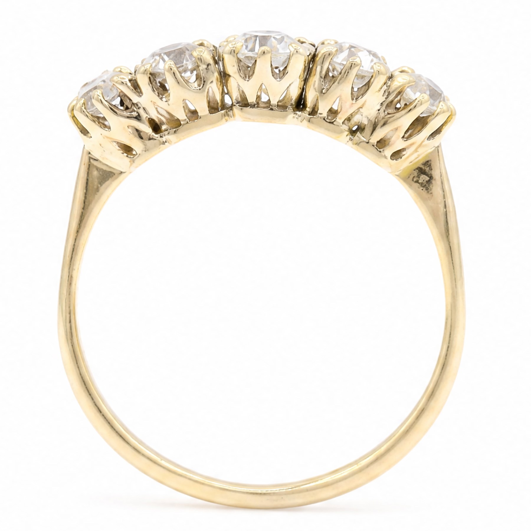Early 20th century 15ct gold five stone diamond ring, set with five graduating old cut diamonds, total diamond weight approx 0.90 carat