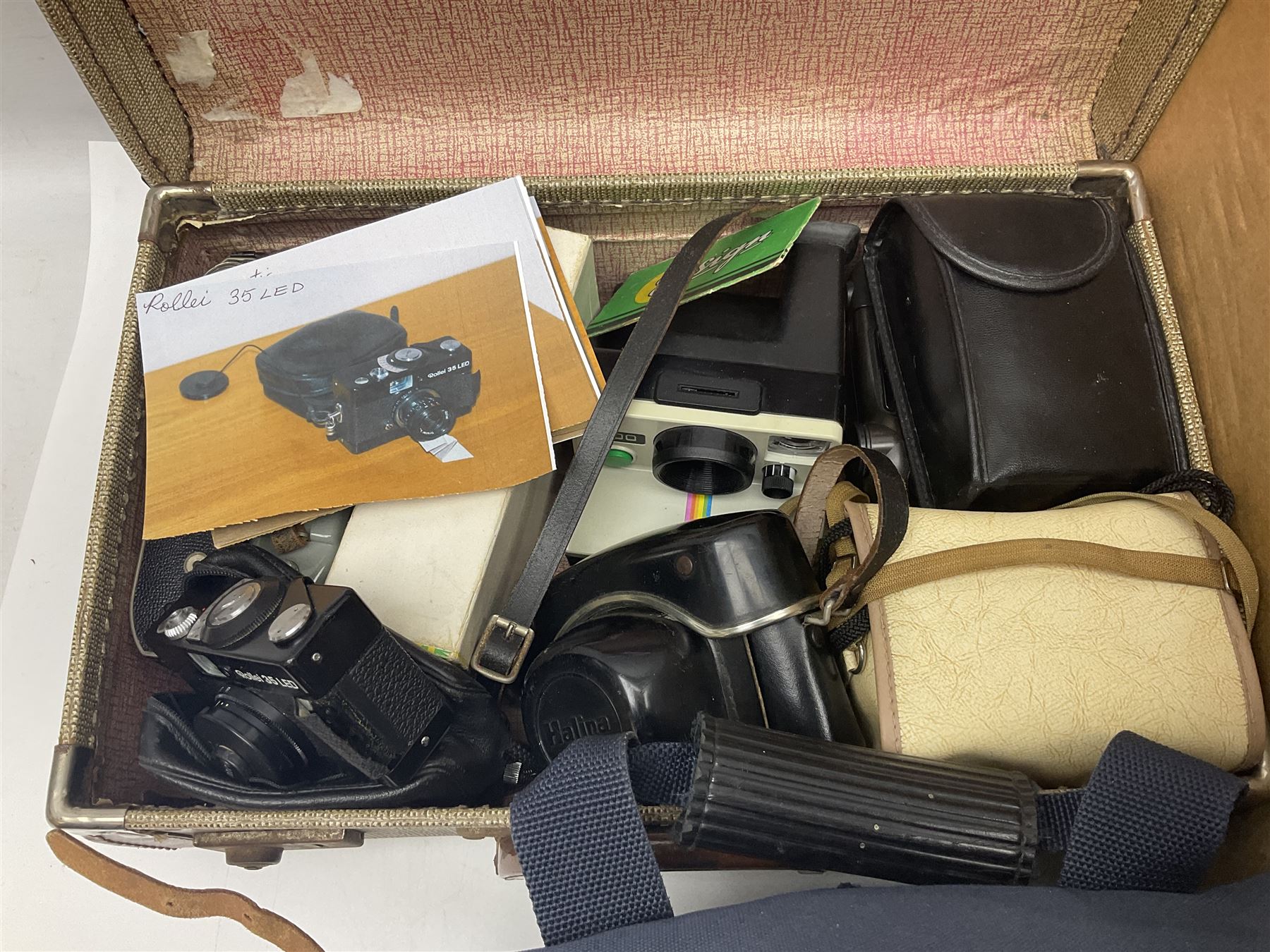 Quantity of cameras, to include Rollei 35 LED compact film camera, Praktica, Polaroid, etc