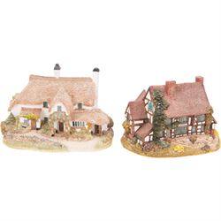 Eight Lilliput Lane models, comprising Heritage Collection Buckingham Palace, Crown Inn, Anne Hathaway, Periwinkle Cottage, Royal Oak Inn, Through The Keyhole, Burley Street Garage and The George Inn