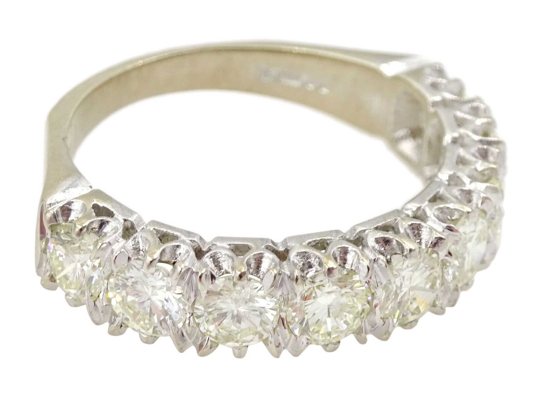 18ct white gold nine stone round brilliant cut diamond ring, London 1976, total diamond weight approx 1.50 carat