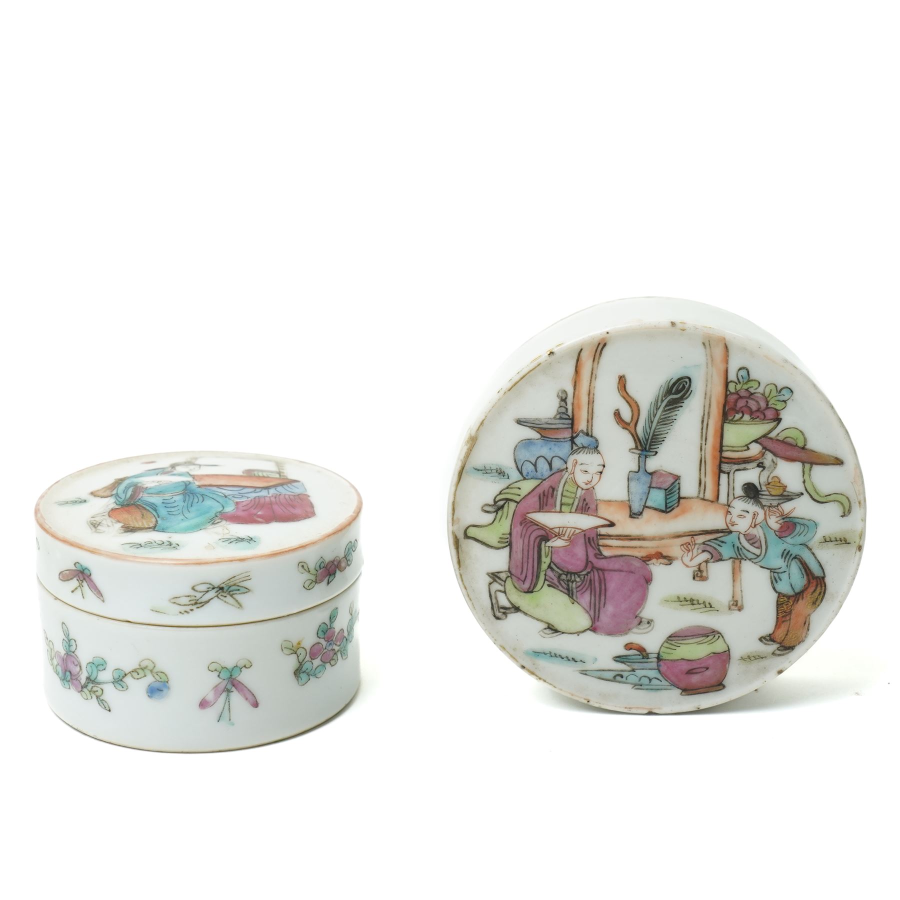 Chinese famille rose cylindrical lidded jar, hand-painted with figural decoration to cover and floral sprigs and insects to body, together with a similar Chinese porcelain lid, jar H4cm