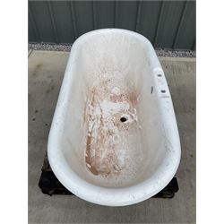 Victorian style cast iron slipper bath - THIS LOT IS TO BE COLLECTED BY APPOINTMENT FROM DUGGLEBY STORAGE, GREAT HILL, EASTFIELD, SCARBOROUGH, YO11 3TX