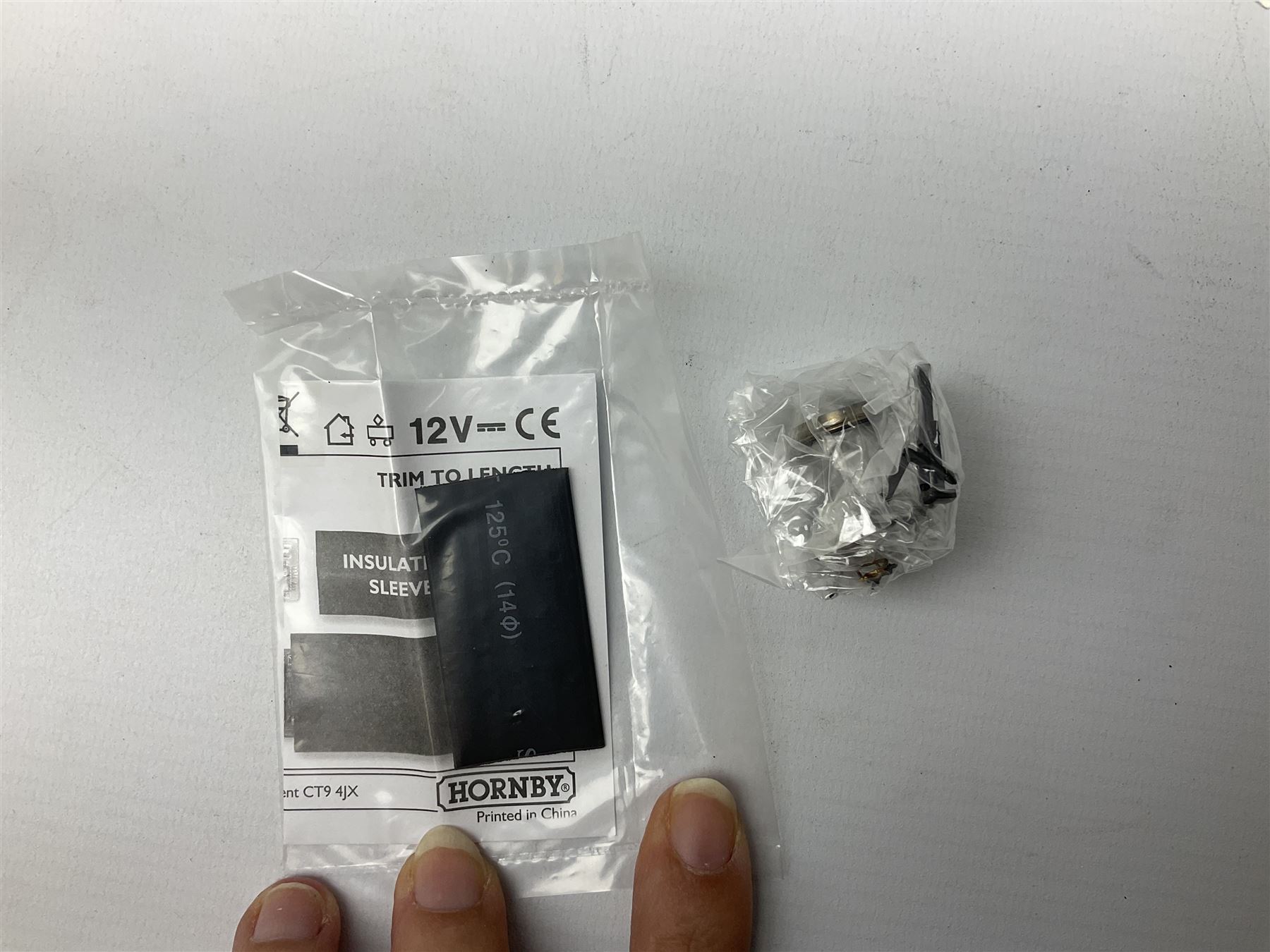 Hornby '00' gauge - Britannia Class 7MT 4-6-2 locomotive 'William Wordsworth' no. 70030, Patriot Class 7P 4-6-0 locomotive 'Bunsen' no. 45512 and Class A3 4-6-2 locomotive 'The White Knight' no. 60077, all DCC ready (3)