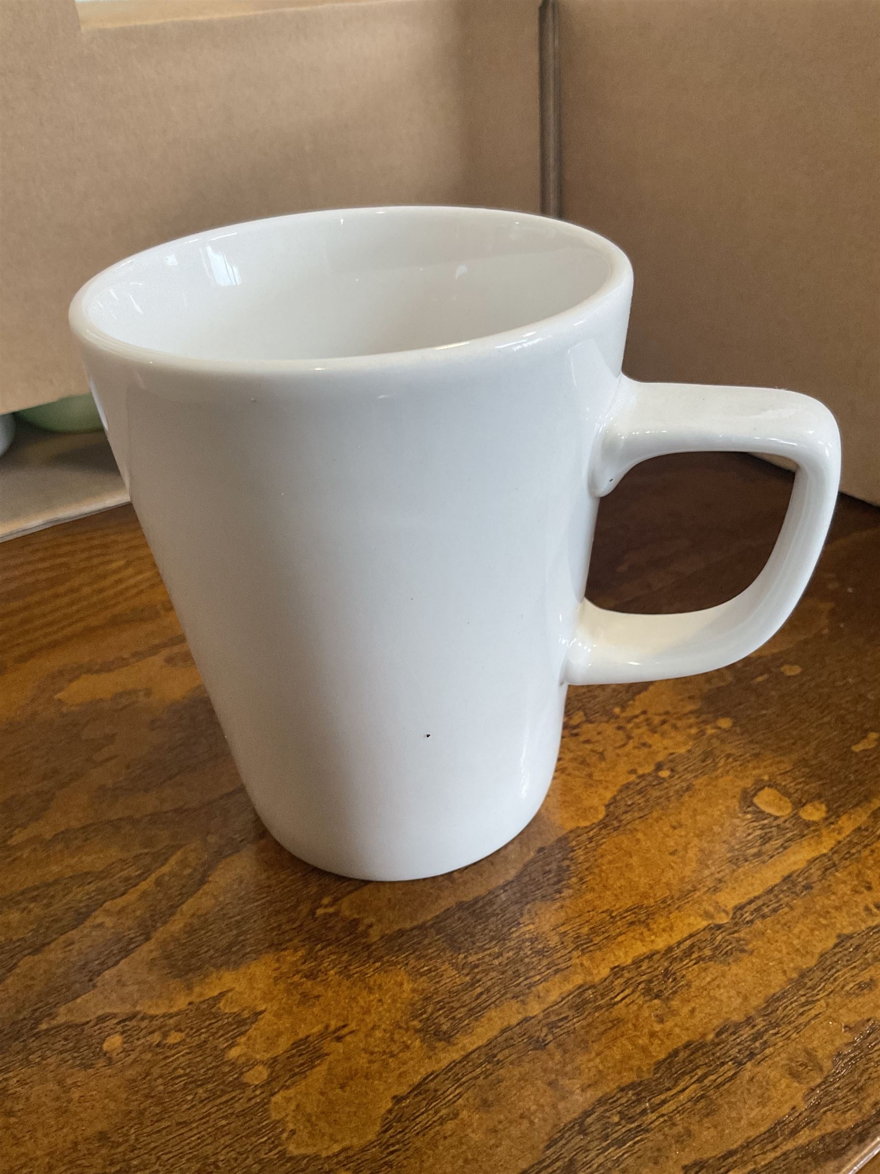 White ceramic coffee mugs approx. (67)- LOT SUBJECT TO VAT ON THE HAMMER PRICE - To be collected by appointment from The Ambassador Hotel, 36-38 Esplanade, Scarborough YO11 2AY. ALL GOODS MUST BE REMOVED BY WEDNESDAY 15TH JUNE.