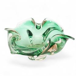 Three Czech bohemian art glass bowls, by Josef Hospodka for Chribska, shaped as flowers with sprawling petals, approx. W22cm (3)