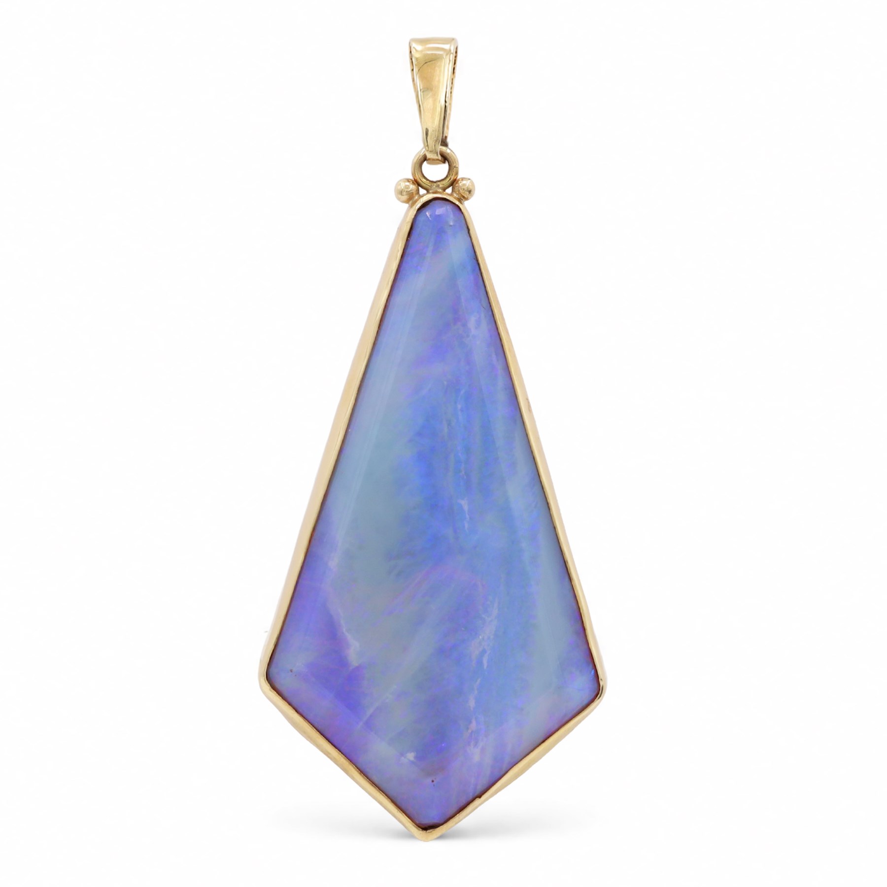 9ct gold opal pendant, set with a kite shaped opal, Sheffield 1981