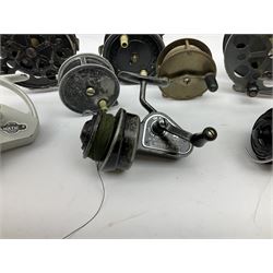 Eight fishing reels including S. Allcock & Co Ltd 'Easicast', 'Black Knight', 'Duco', 'Delmatic', 'The No.2 Felton Crosswind', etc (5)