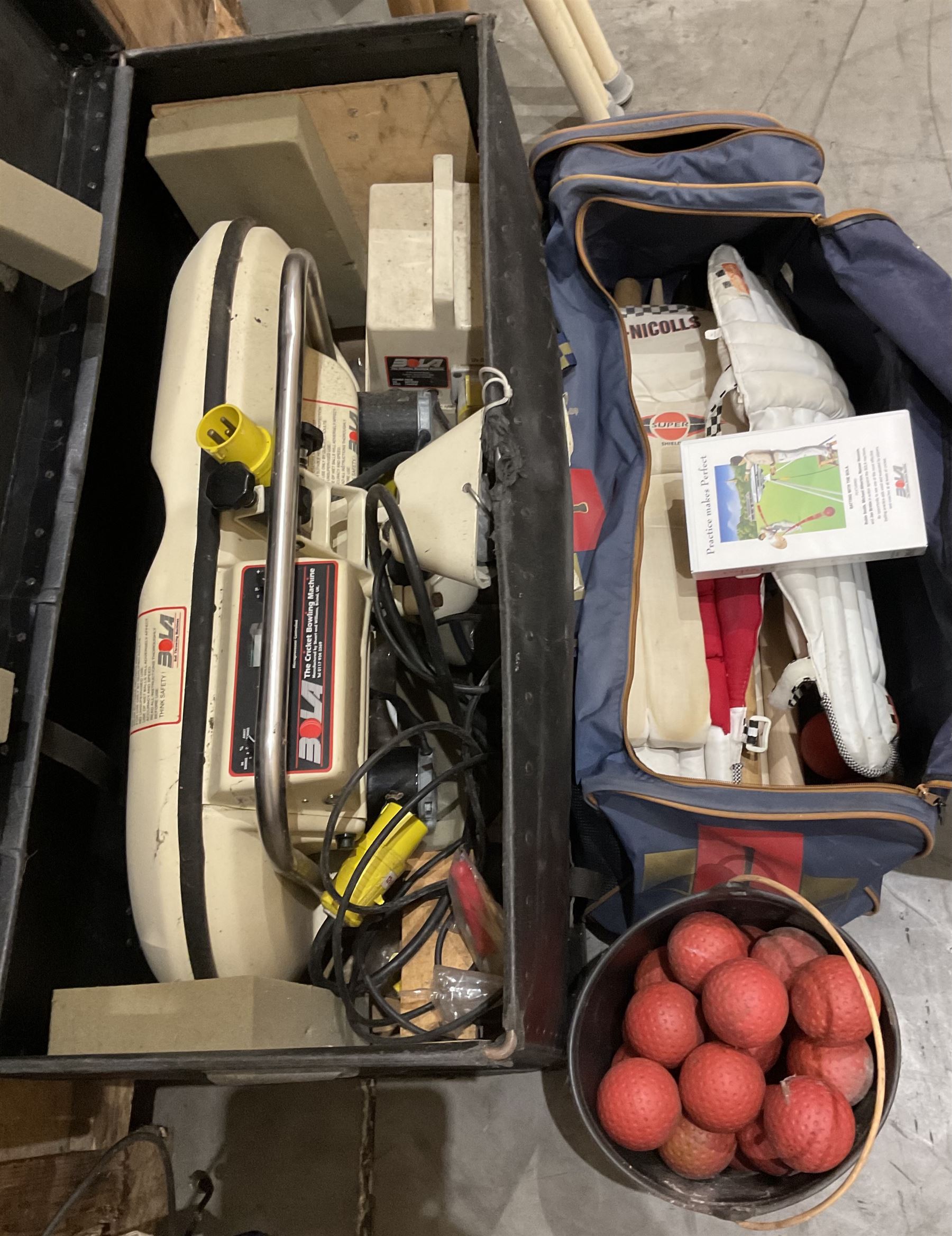 Bola Cricket bowling ball machine, cased with tripod legs and accessories - THIS LOT IS TO BE COLLECTED BY APPOINTMENT FROM DUGGLEBY STORAGE, GREAT HILL, EASTFIELD, SCARBOROUGH, YO11 3TX
