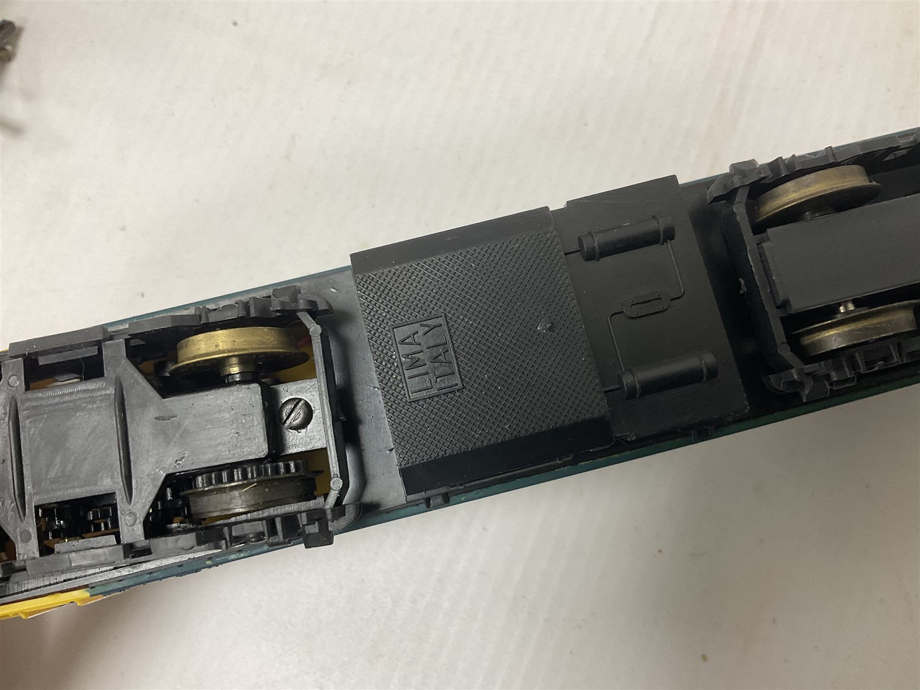 Various makers ‘00’ gauge - Hornby DCC ready LNER 4-6-2 ‘The Mallard’ no.4468 in blue with original box; Lima British Railway Class 33 Bo-Bo diesel locomotive no.33025; quantity of coaches, wagons and track to include Hornby, Lima, Tri-Ang etc (26) 